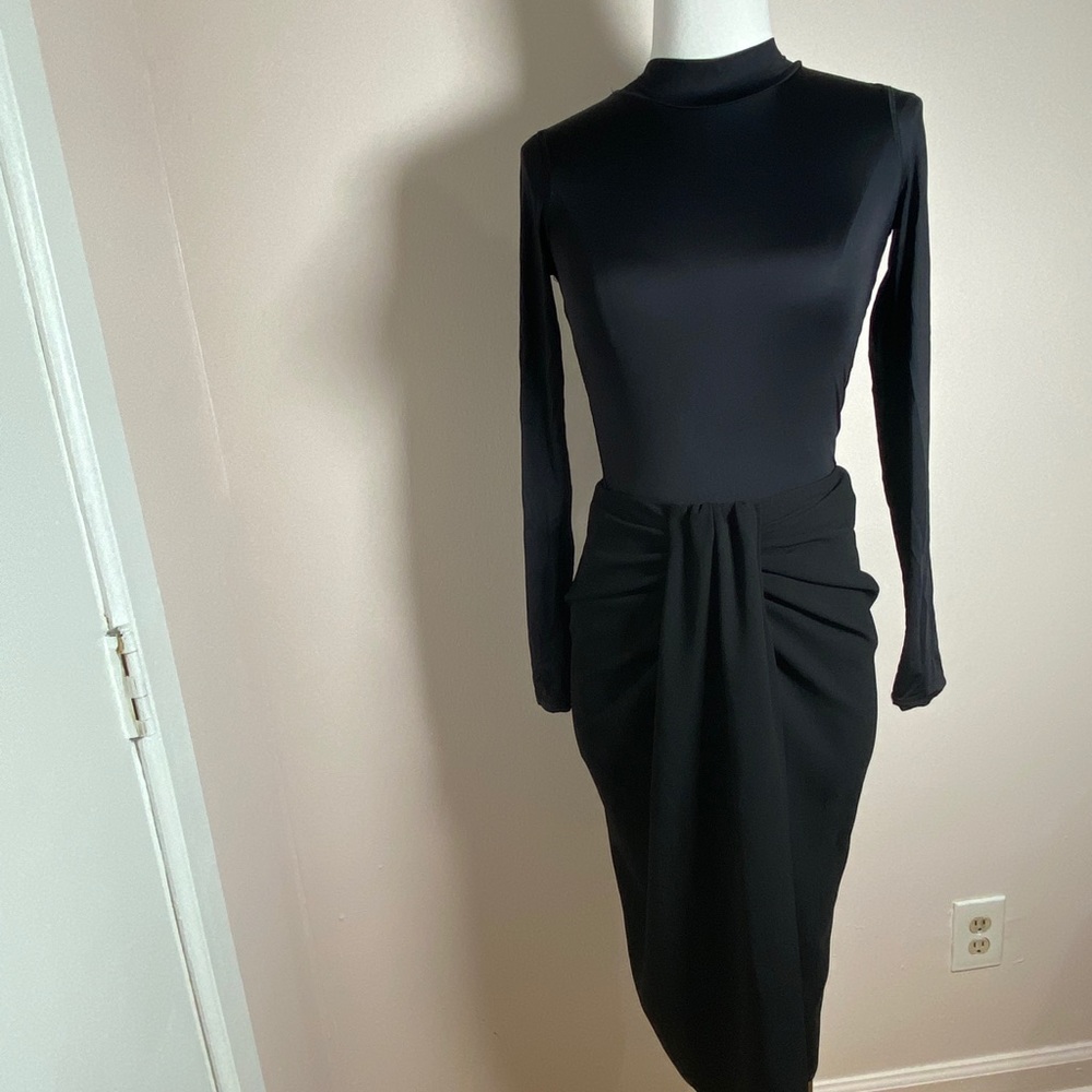 Zara Woman’s Draped MIDI Skirt — Black